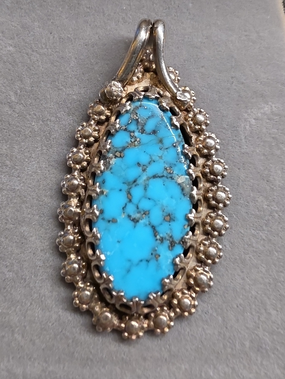 Vtg Navajo Sterling Silver Turquoise Pendant ▪ 2" ▪︎  Oval Floral Stamped Border